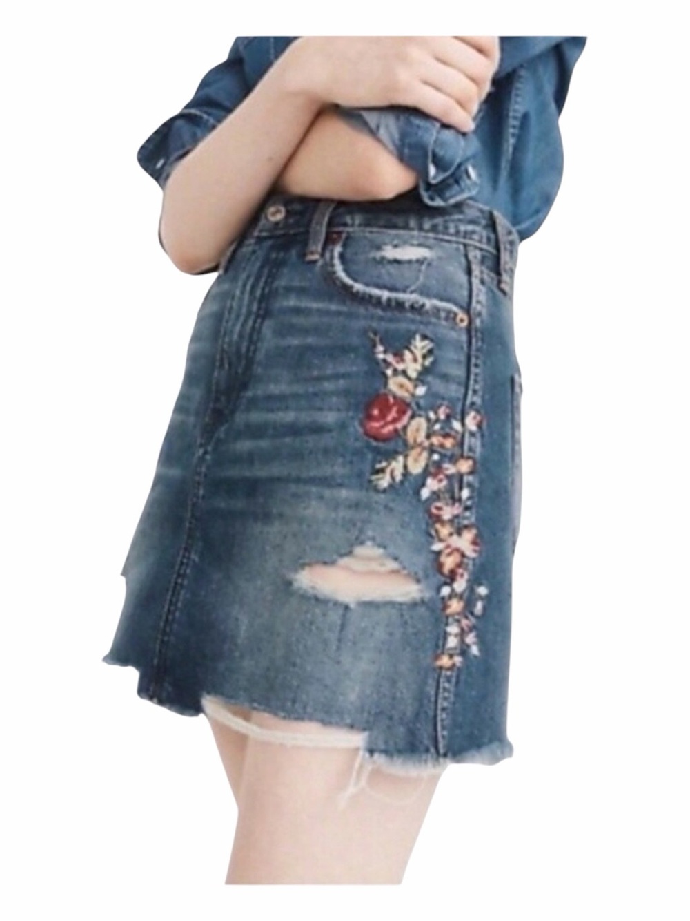 Abercrombie & Fitch Y2K Floral Embroidered Distressed Denim Mini Skirt. Size 27β